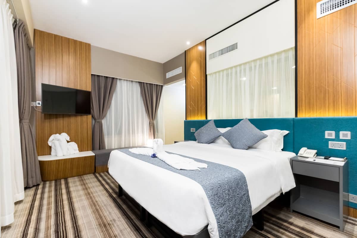 Minibar, in-room safe, blackout drapes, iron/ironing board