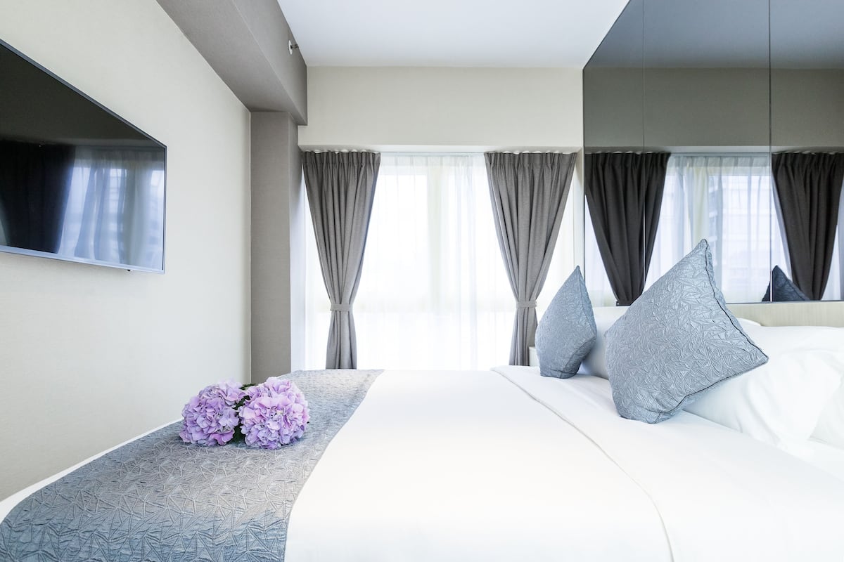 Minibar, in-room safe, blackout drapes, iron/ironing board