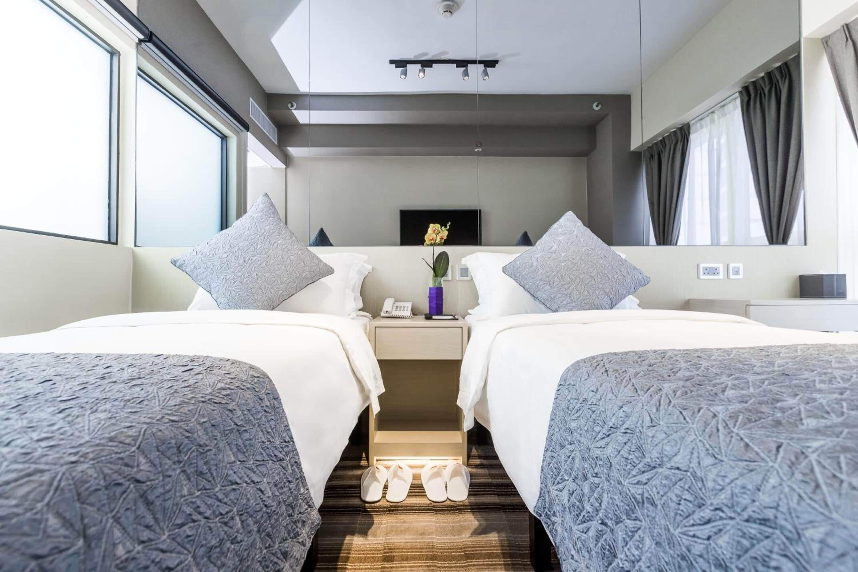 minibar, in-room safe, blackout curtains, iron/ironing board