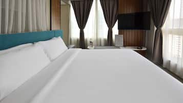 Minibar, in-room safe, blackout curtains, iron/ironing board