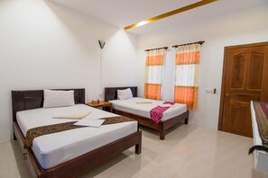 Standard Twin Room, Multiple Beds, Non Smoking | Desk, blackout curtains, free WiFi, bed sheets - Golden Ganesha Villa - Hostel (Siem Reap)