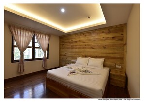 Deluxe Suite, 1 King Bed, Non Smoking - Gold Hotel (Loikaw)