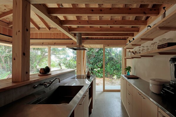 Maison Design, 2 chambres | Coin cuisine privé | Réfrigérateur, micro-ondes, four, plaque de cuisson