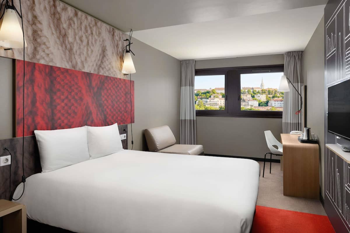 Premium Room, 1 Double Bed with Sofa bed