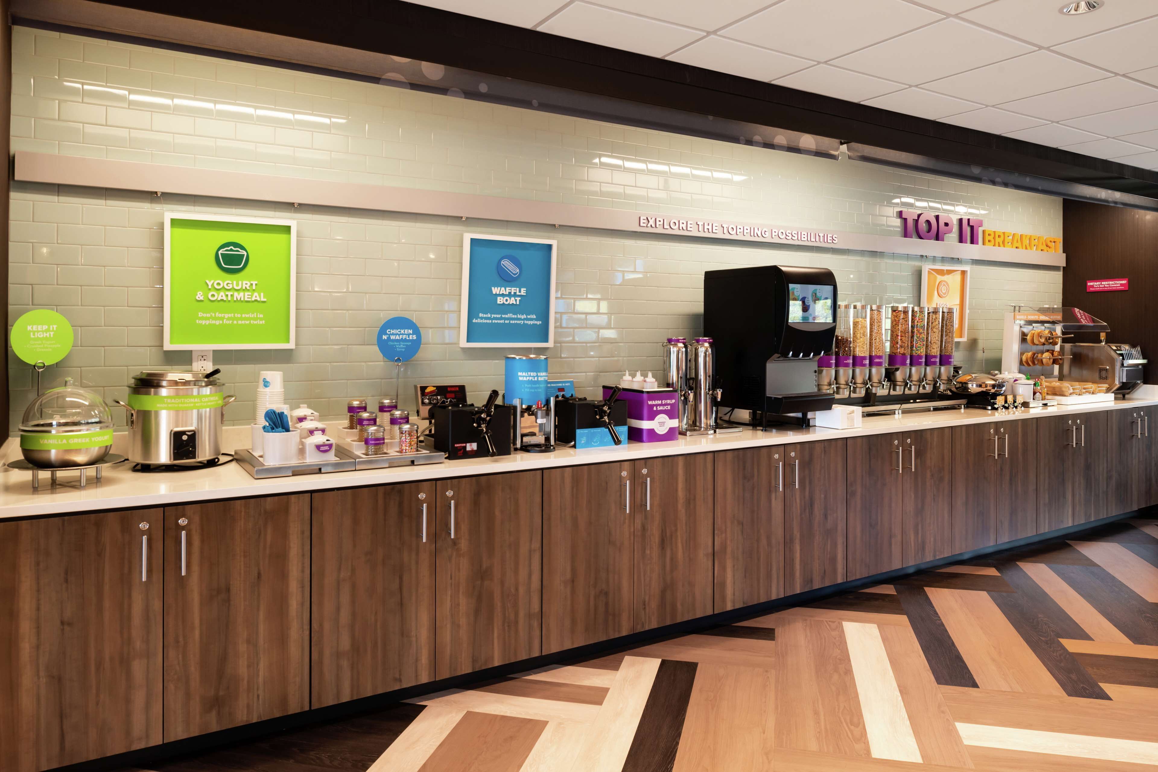 free daily continental breakfast