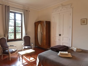 Quarto casal luxo | Individualmente decorados, individualmente mobiliados, Wi-Fi de cortesia