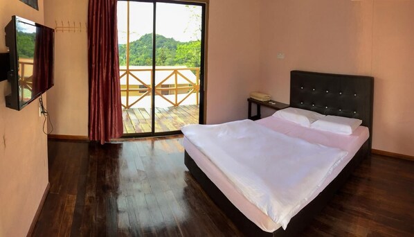 Strykjärn/strykbräda och gratis wi-fi