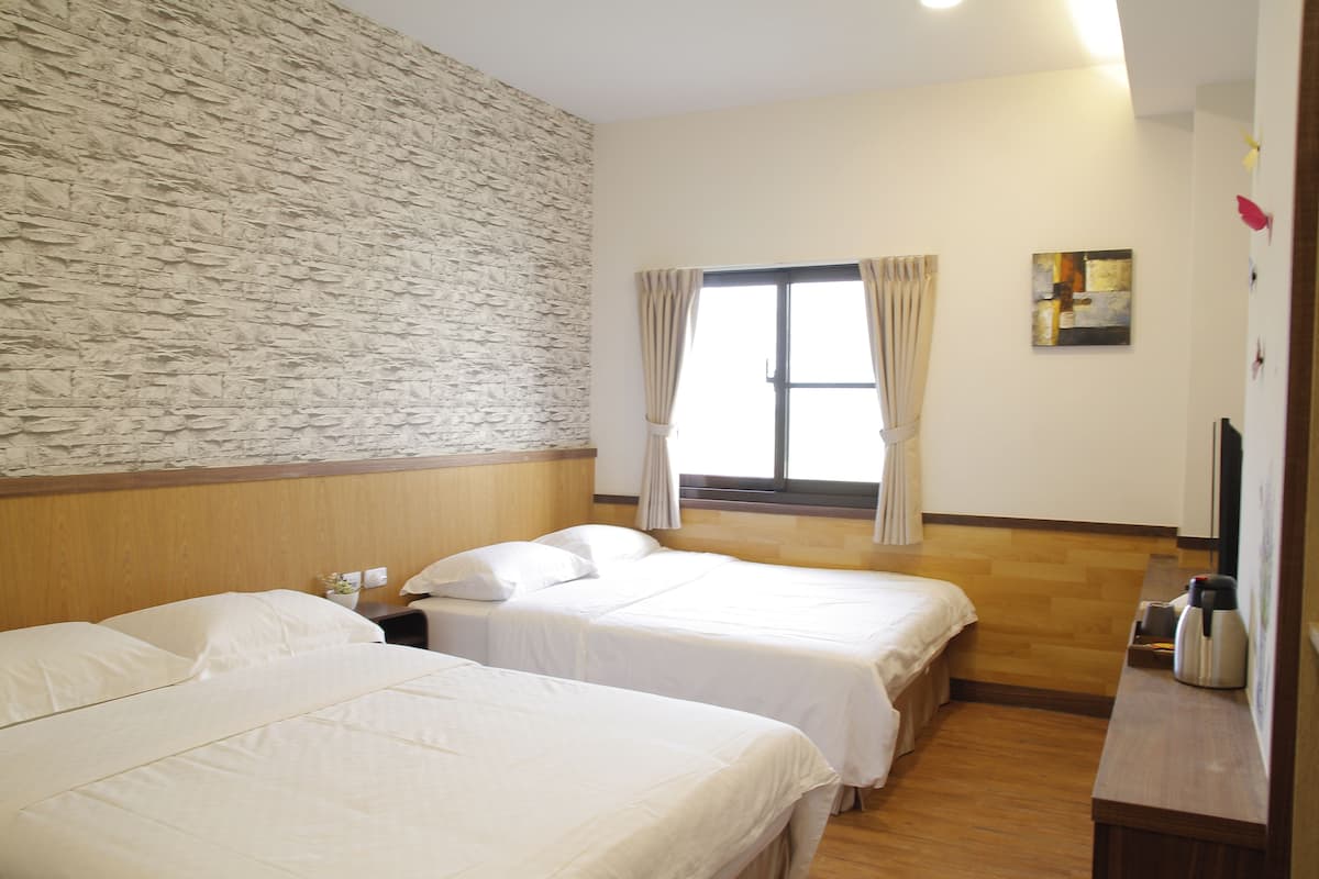 Desk, blackout curtains, soundproofing, rollaway beds