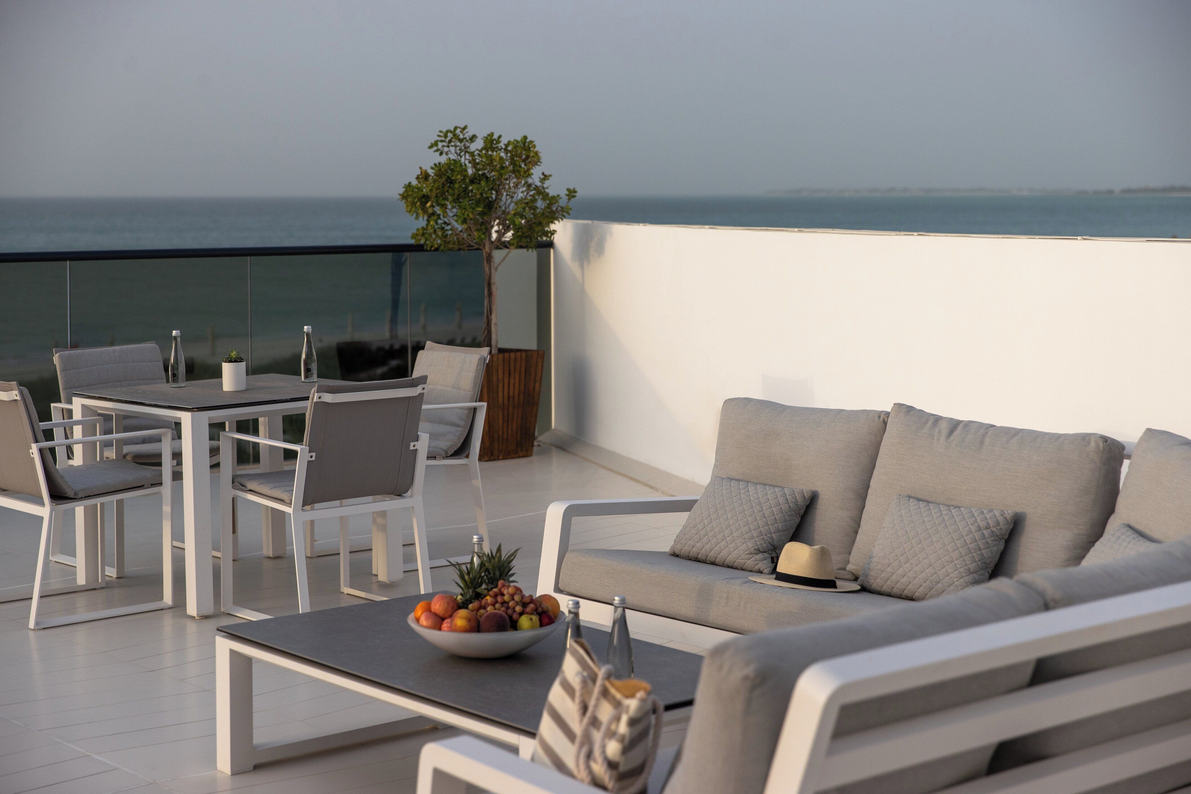 Villa, 5 slaapkamers (Ocean Duplex) | Luxe beddengoed, donzen dekbedden, pillowtop-bedden, een minibar