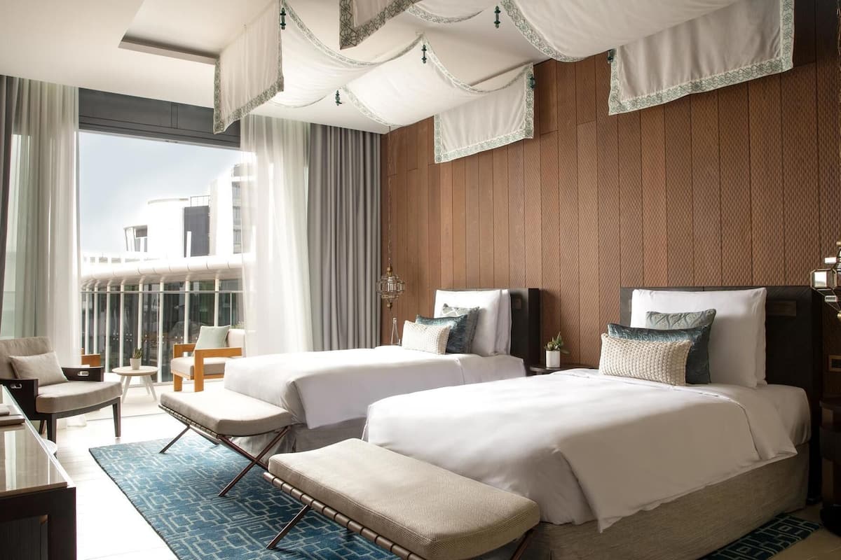 Premium bedding, down duvets, pillow-top beds, minibar