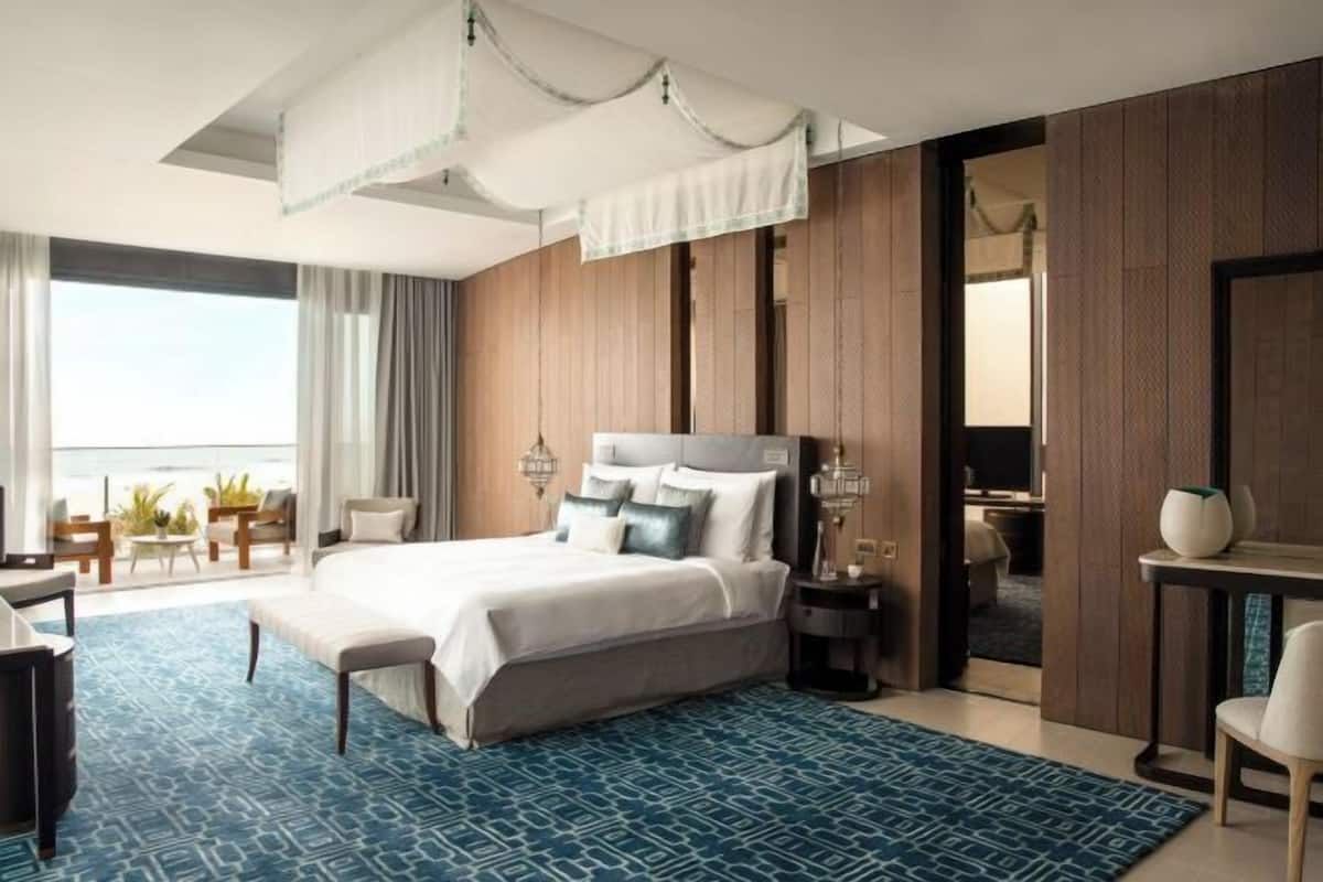 Premium bedding, down comforters, pillowtop beds, minibar