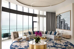 Suite (Abu Dhabi) | Utsikt mot strand/hav