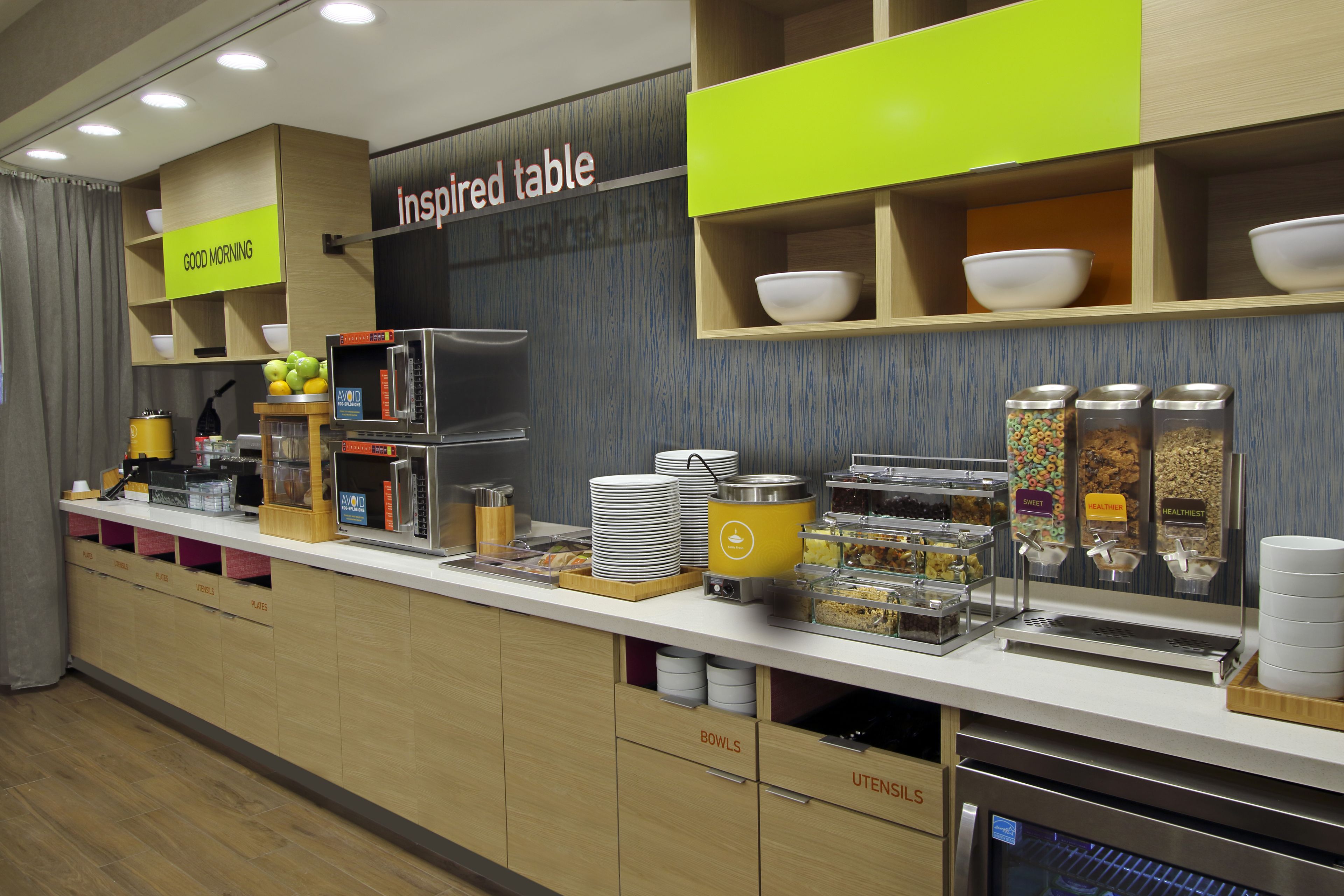 free daily continental breakfast