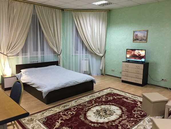 Junior Suite, Non Smoking | Desk, iron/ironing board, free WiFi, bed sheets - Guest House on Trubetskoy - Hostel (Balashikha)
