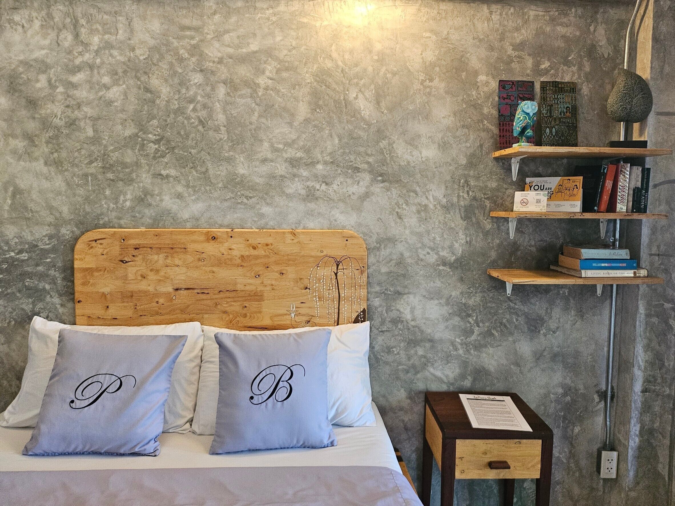 minibar, individually decorated, individually furnished, desk