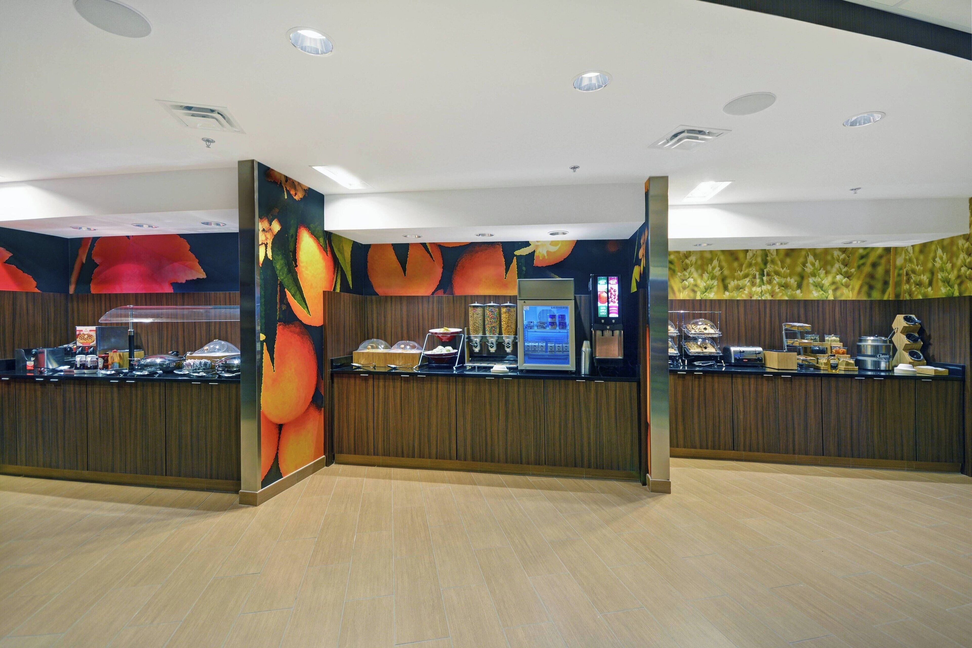 free daily continental breakfast