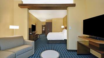 Suite, 1 King Bed with Sofa bed, Non Smoking