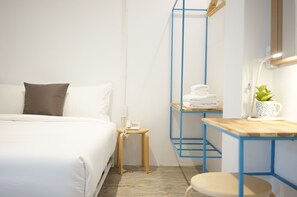 1 bedroom, desk, free WiFi, bed sheets