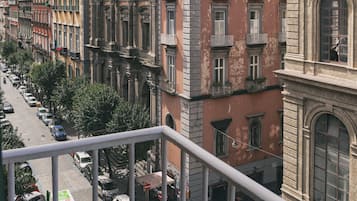 Superior Triple Room | Street view