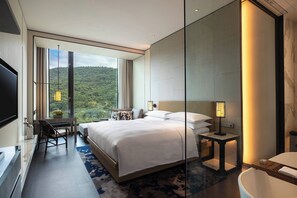 Habitación Premier, 1 cama de matrimonio grande | Ropa de cama hipoalergénica y edredones de plumas