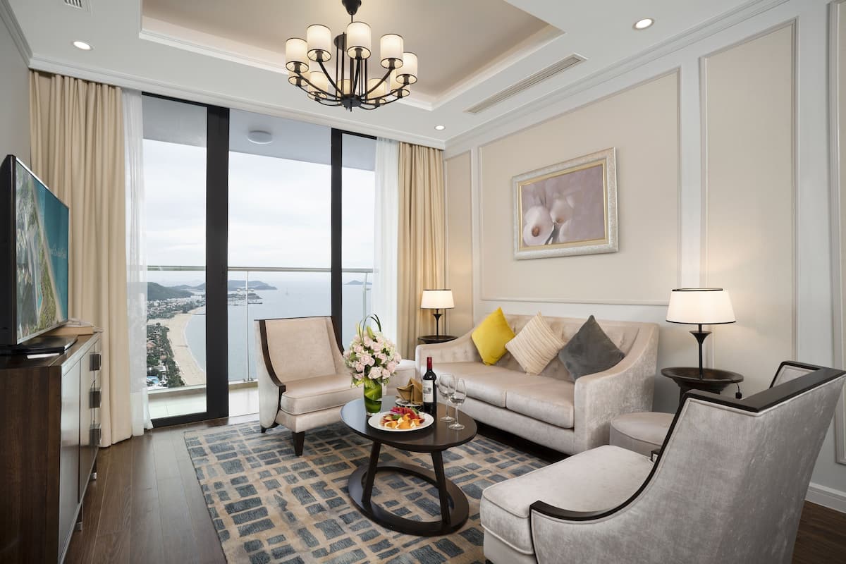 Minibar, in-room safe, desk, blackout drapes