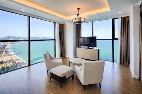 40-inch LCD TV with cable channels, TV. Vinpearl Beachfront Nha Trang