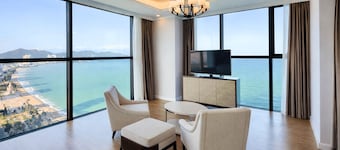 Vinpearl Beachfront Nha Trang