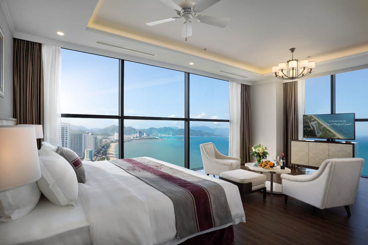Beach/ocean view