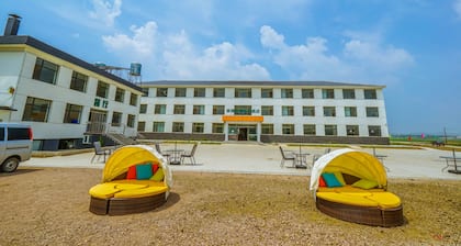 Yijie Holiday Hotel Fengning Lazhaying