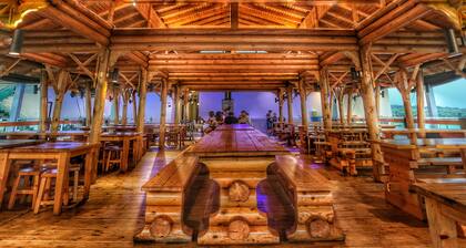 Kukup Xiang Holiday Home