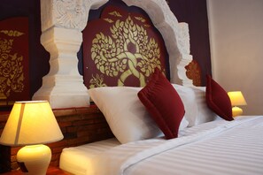 Blackout curtains, free WiFi - Phiphu Art and Gallery Boutique (Sukhothai)