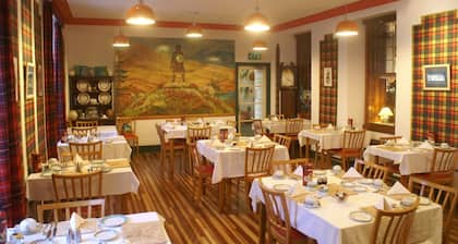 MacDougall Clansman Hotel