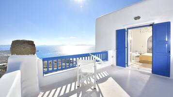 Villa, 4 Bedrooms, Sea View | Balcony
