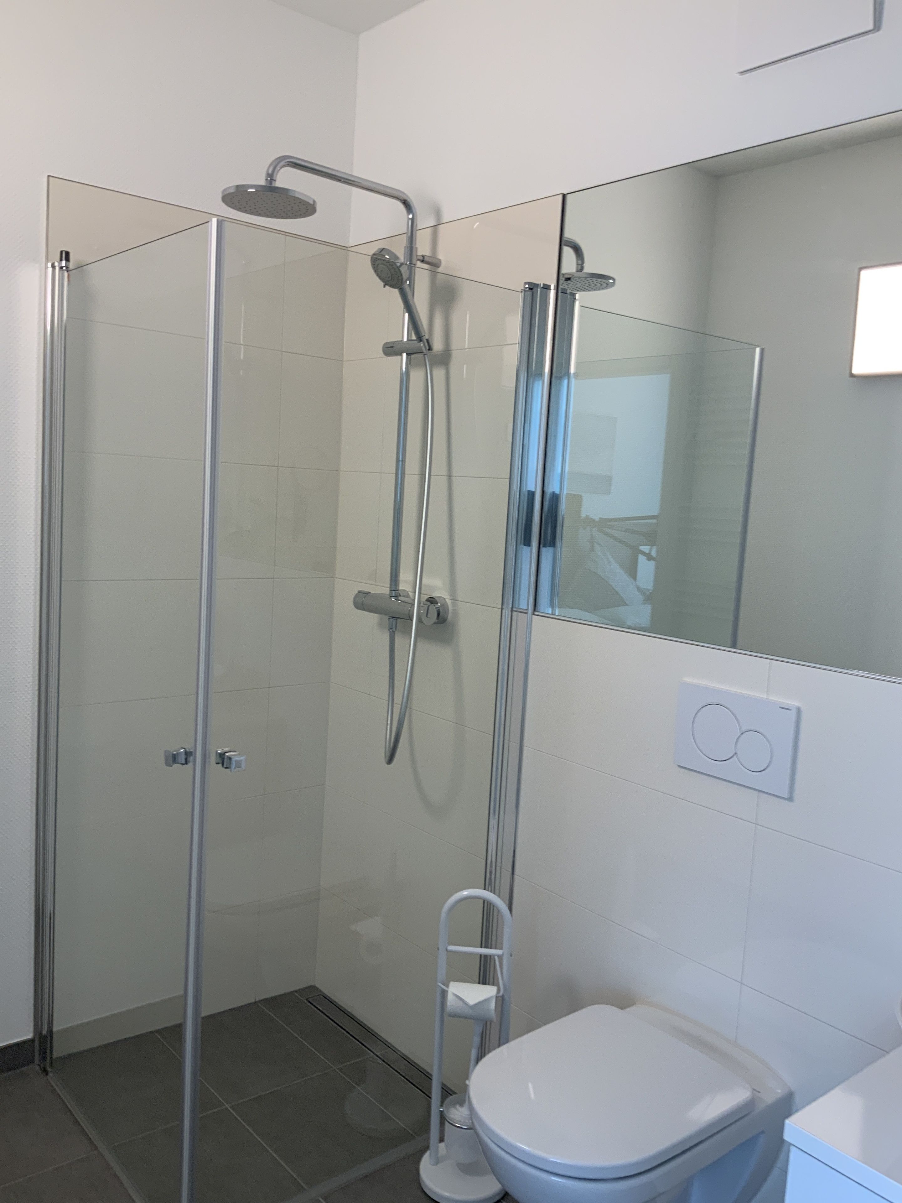 standard single room | bathroom shower