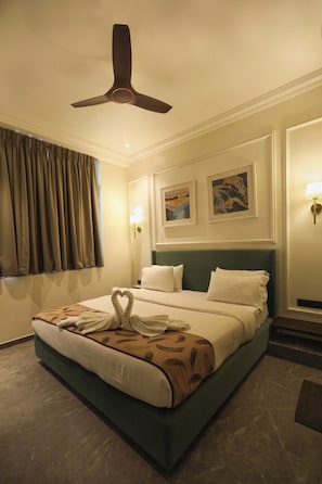 Suite Royal, 1 letto queen, non fumatori | Ferro/asse da stiro