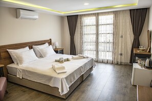 Melisa Room | Free minibar, in-room safe, individually decorated - Villa Bakacak - Adults Only (Marmaris)