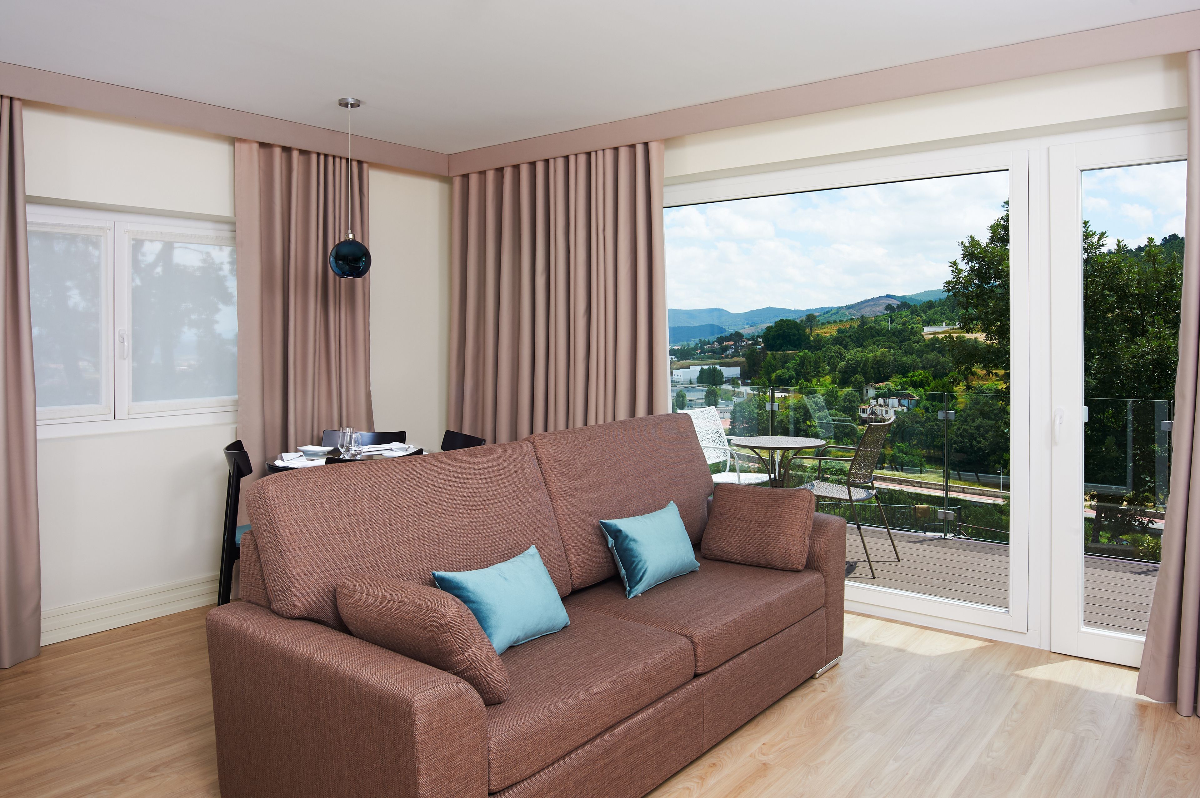 villa deluxe | garden view