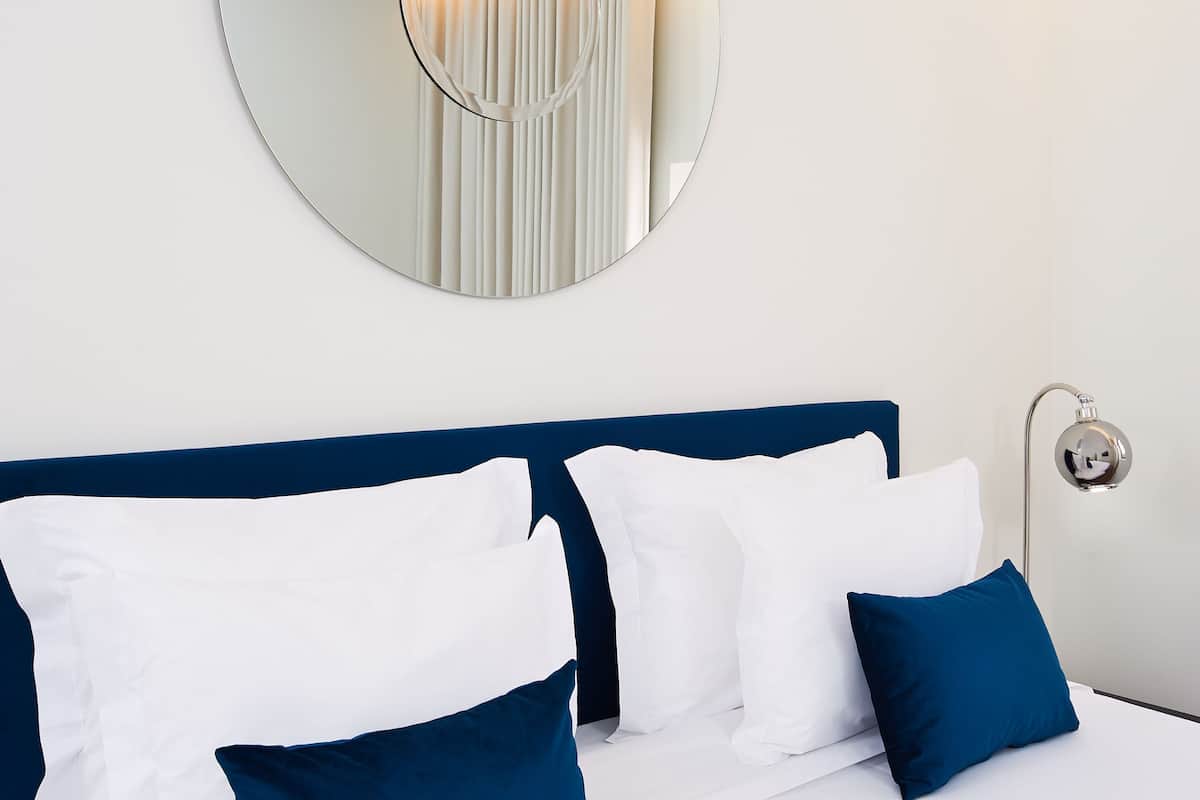 Suite King Superior | 1 sovrum, sängtillbehör av högsta kvalitet, duntäcken och minibar