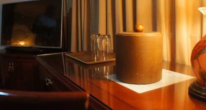 Le Grand Penthouse Hotel