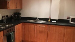 Apartment, 2 Bedrooms, 2 Bathrooms | Private kitchen - Curzon Place (Gateshead)