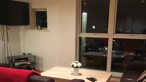 Apartment, 2 Bedrooms, 2 Bathrooms | Living room - Curzon Place (Gateshead)