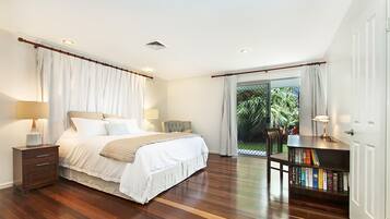 Kamar Standar | Setrika/meja setrika dan tempat tidur bayi (biaya tambahan)