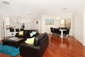 Standaard kamer | Woonruimte | Televisie