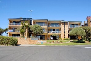 Front of property - Illawong 2 (Mooloolaba)