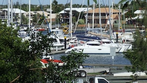 Unclassified image, 2 of 18, button - Illawong 2 (Mooloolaba)