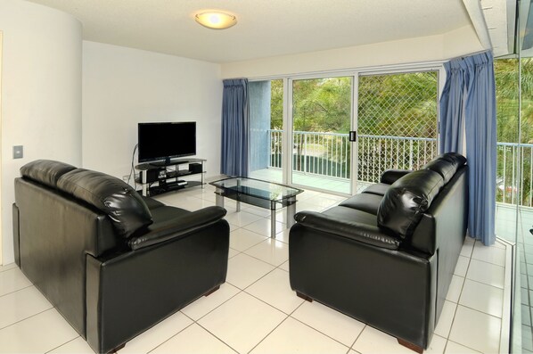 Standard Room | Living area