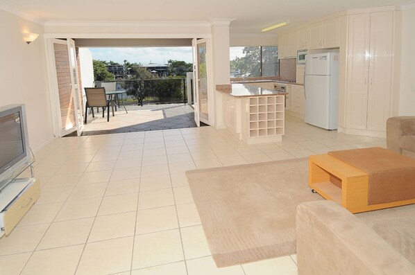 Standard Room | Living area