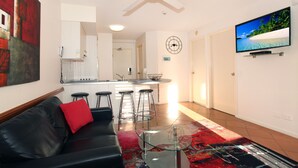 Standard Room | Living area - Nautilus 21 (Mooloolaba)