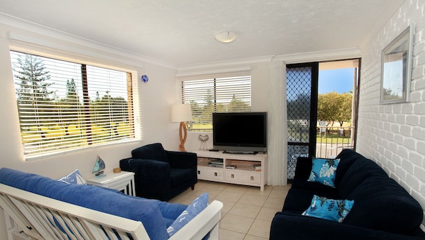 Standard Room | Living room - Pacific 1/103 (Buddina)