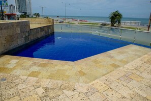 2 indoor pools